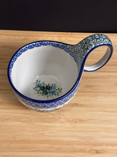 Load image into Gallery viewer, Bowl, Loop Handle Soup
