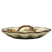 Load image into Gallery viewer, Egg Plate, 12 count with Basket Handle - Coffee &amp; Cream
