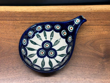 Load image into Gallery viewer, Ladle Rest 4.5” - Peacock
