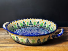 Load image into Gallery viewer, Baker, Round w/handles 8&quot;
