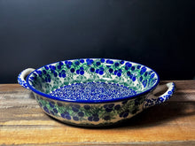 Load image into Gallery viewer, Baker, Round w/handles 8&quot;
