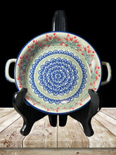 Load image into Gallery viewer, Baker, Round w/handles 8&quot;
