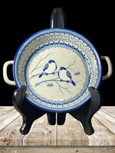 Load image into Gallery viewer, Baker, Round w/handles 8&quot;

