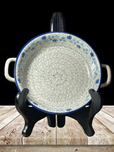 Load image into Gallery viewer, Baker, Round w/handles 8&quot;
