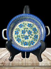 Load image into Gallery viewer, Baker, Round w/handles 8&quot;
