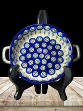 Load image into Gallery viewer, Baker, Round w/handles 8&quot;
