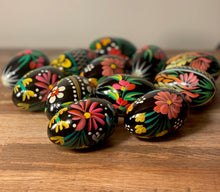 Load image into Gallery viewer, Eggs, Wooden Pysanky
