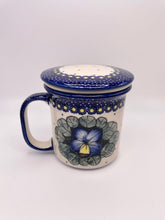 Load image into Gallery viewer, Mug, Tea w/Infuser Manufaktura
