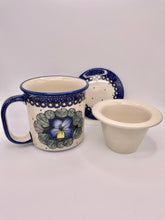 Load image into Gallery viewer, Mug, Tea w/Infuser Manufaktura
