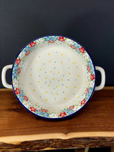 Load image into Gallery viewer, Baker, Round w/handles 8&quot;
