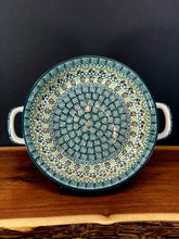 Load image into Gallery viewer, Baker, Round w/handles 8&quot;
