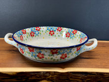 Load image into Gallery viewer, Baker, Round w/handles 8&quot;
