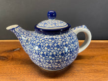 Load image into Gallery viewer, Teapot, Ceramika Artystyczna 12 ounces
