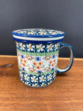 Load image into Gallery viewer, Mug, Tea w/Infuser Manufaktura
