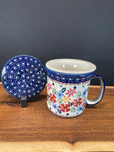 Load image into Gallery viewer, Mug, Tea w/Infuser Manufaktura
