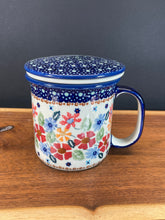 Load image into Gallery viewer, Mug, Tea w/Infuser Manufaktura
