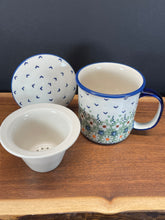 Load image into Gallery viewer, Mug, Tea w/Infuser Manufaktura
