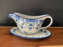 Load image into Gallery viewer, Gravy Boat w/Plate
