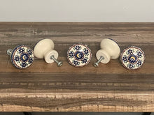 Load image into Gallery viewer, Cabinet Knobs
