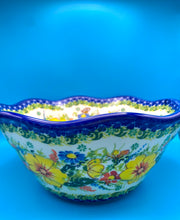 Load image into Gallery viewer, Bowl, Viki Wavy Edge, Large - Kalich

