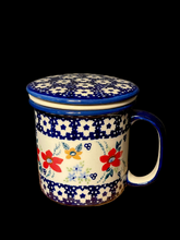 Load image into Gallery viewer, Mug, Tea w/Infuser Manufaktura
