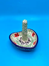 Load image into Gallery viewer, Ring Holder, Heart Based

