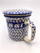 Load image into Gallery viewer, Mug, Tea w/Infuser Manufaktura
