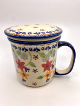Load image into Gallery viewer, Mug, Tea w/Infuser Manufaktura
